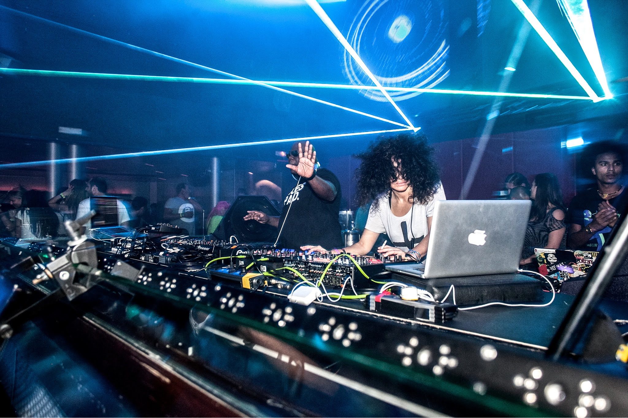 The Subways Tour Diary: Days 6-10